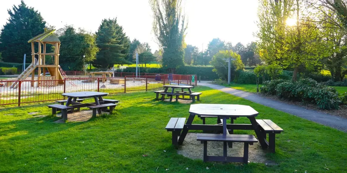 Park area at Charlton Lakeside