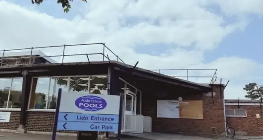 Entrance to Aldershot Lido
