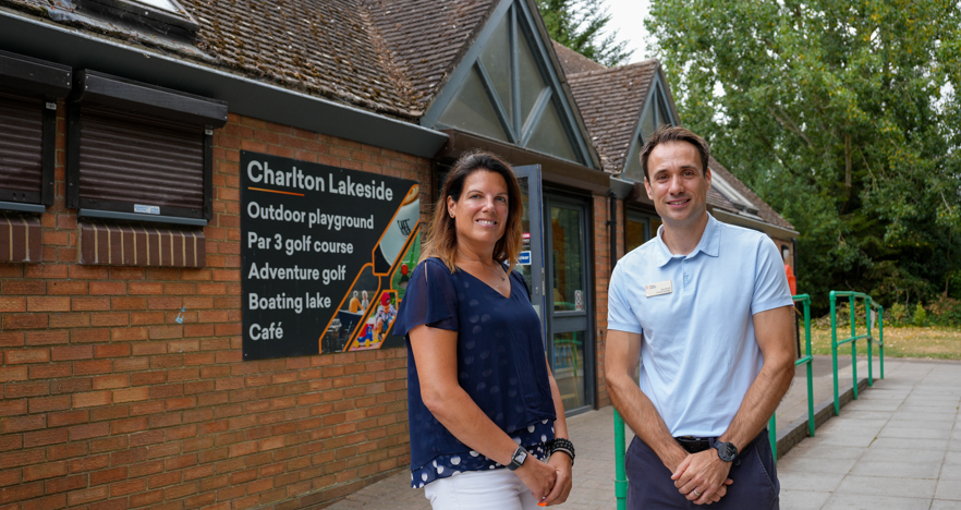 Rt Hon Caroline Nokes & Ian Slouch General Manager Image 1 (1)