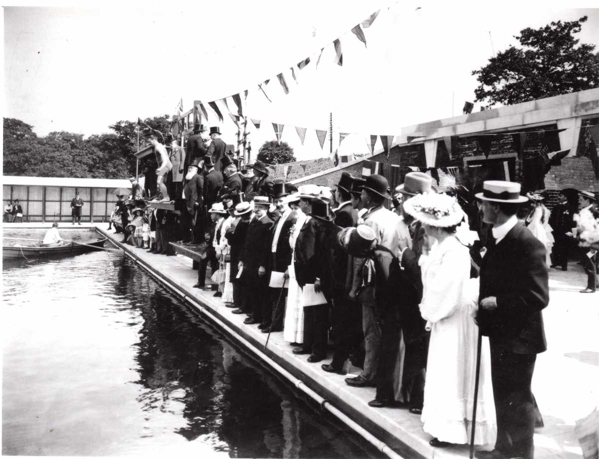 Opening Day 28 July 1906 Credit London Metropolitan Archives (2)