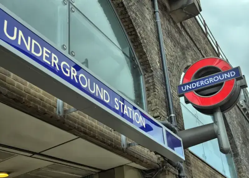 Two Column London Underground