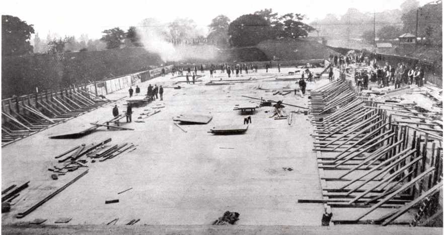 Digging Out Of The Bathing Lake Credit Wandsworth Council (2)
