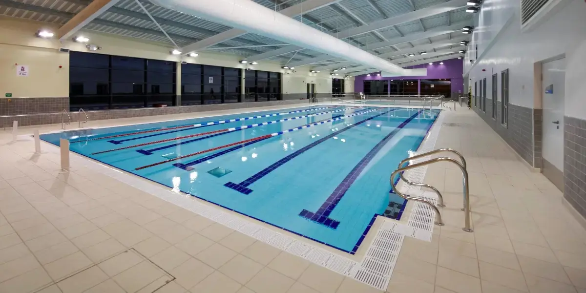 Swimming pool with lane markers