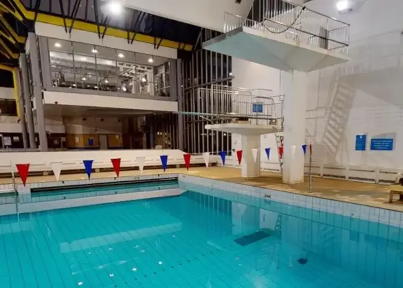 Diving pool at Putney Leisure Centre