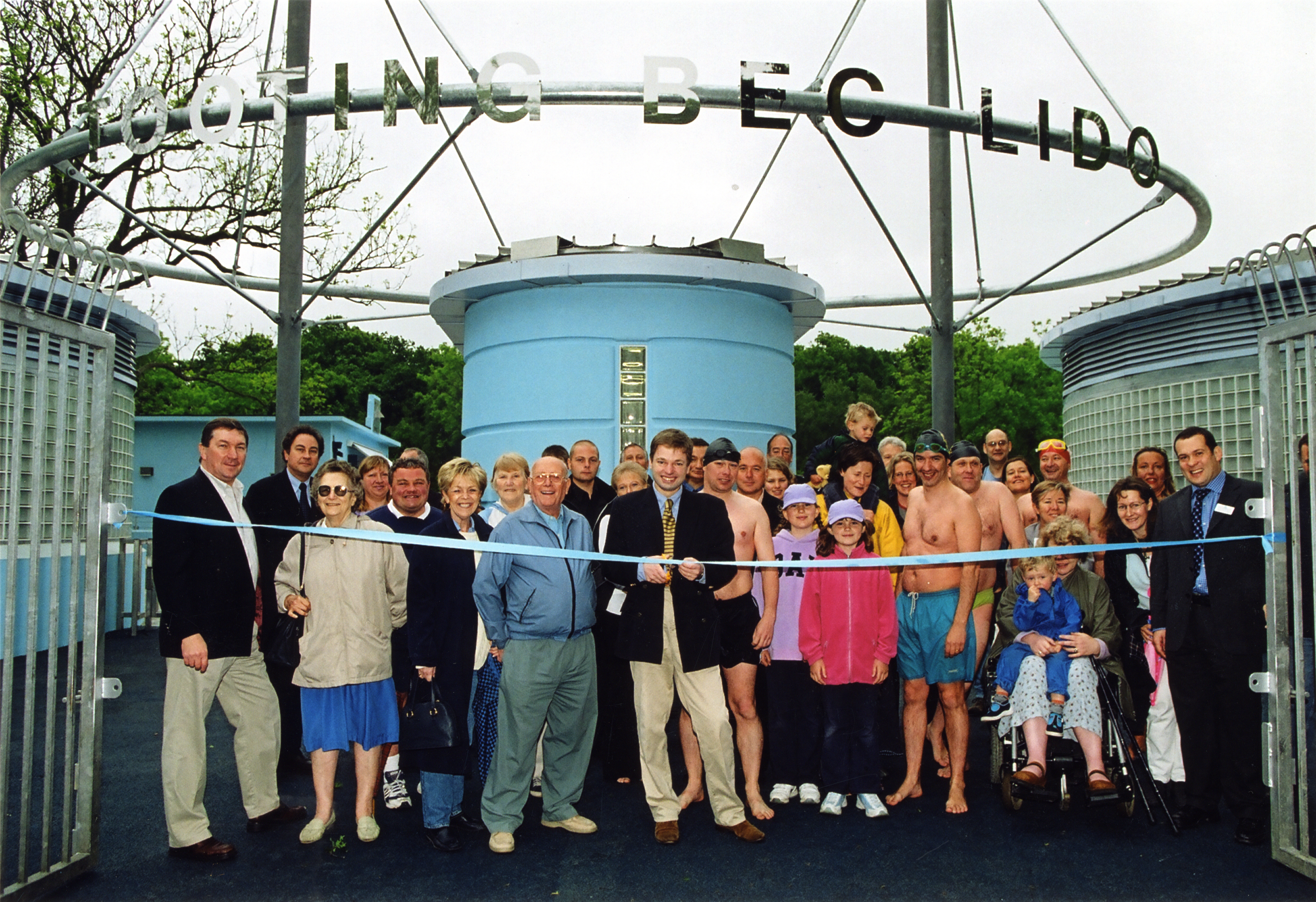 New Entrance 2002 Credit Wandsworth Council (1)
